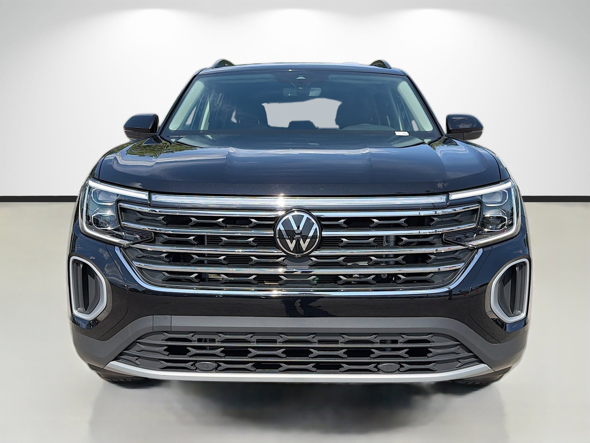 Used 2026 Volkswagen Atlas SE FWD image 8