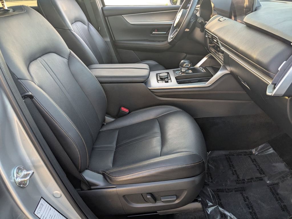 Used 2025 MAZDA CX-90 3.3 Turbo w/ Premium Sport Pkg image 32