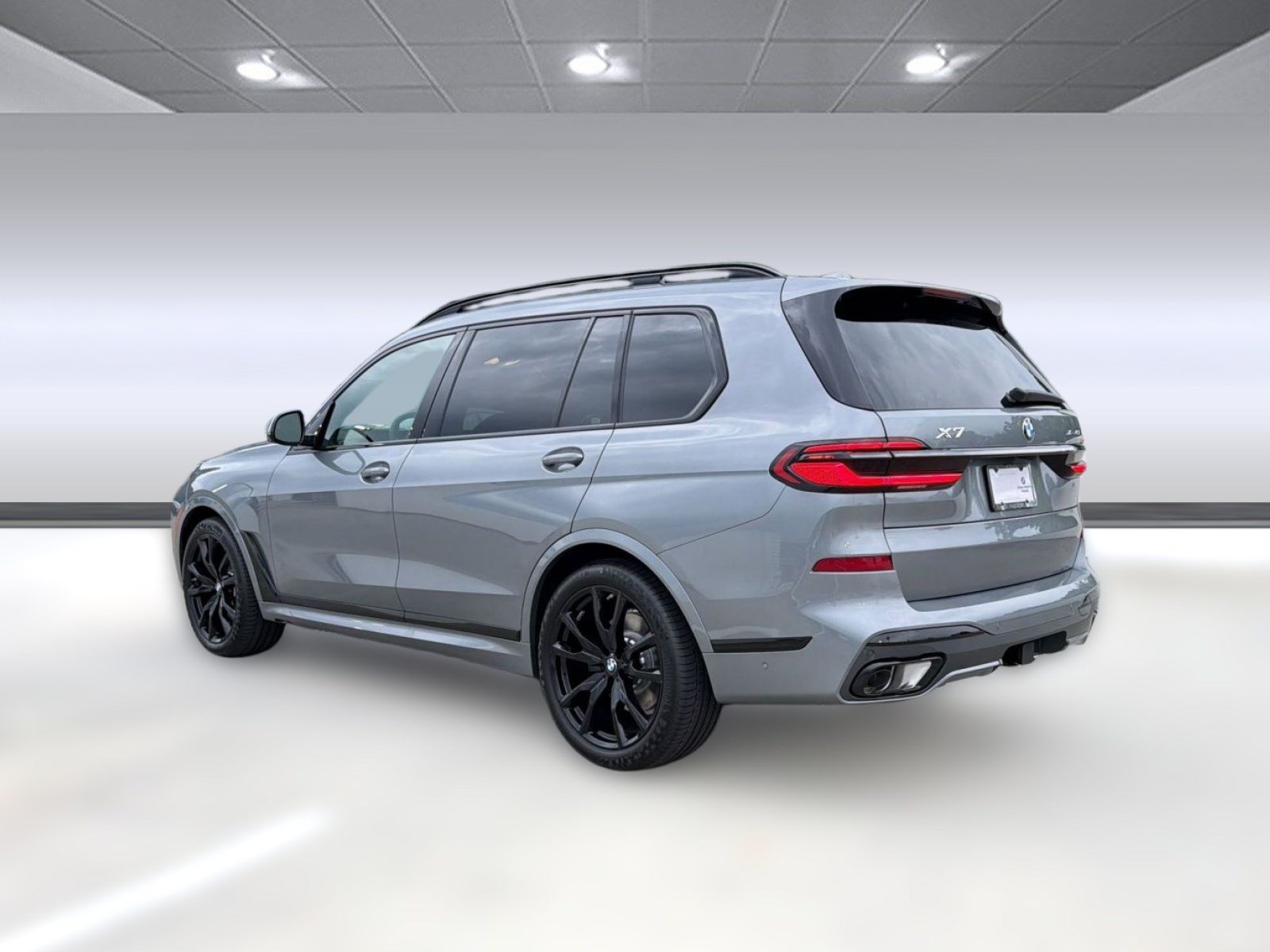 New 2027 BMW X7 xDrive40i w/ Executive Package AWD/4WD image 3