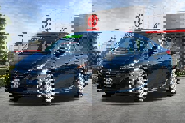 Used 2020 Toyota Prius Prime XLE image 9