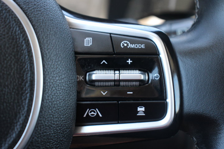 Used 2022 Kia Sorento SX FWD image 25