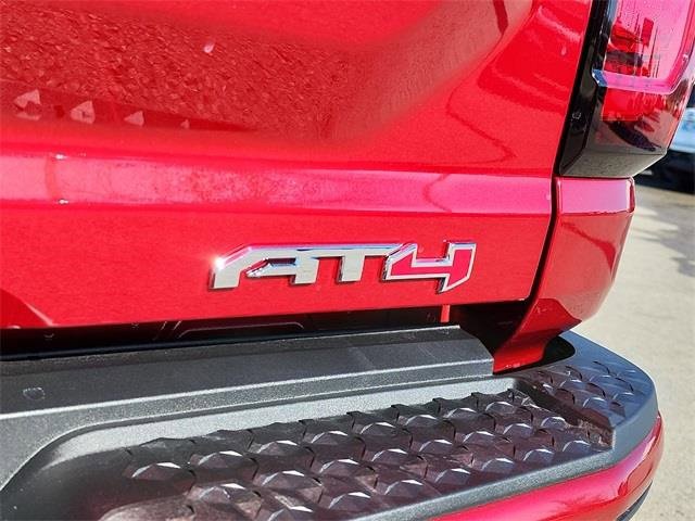 New 2026 GMC Canyon AT4 image 5