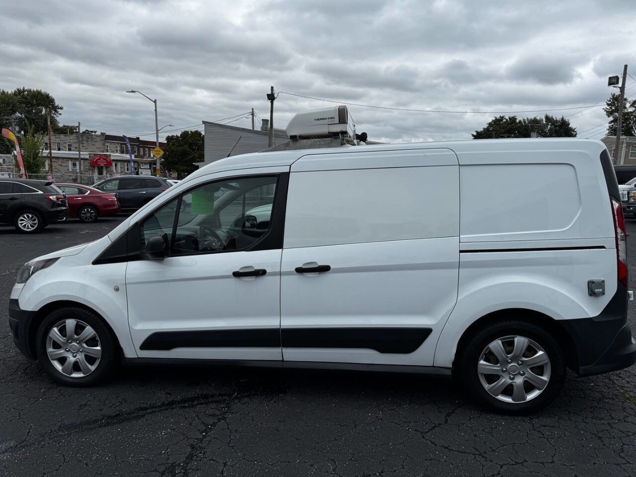 Used 2016 Ford Transit Connect XL image 2