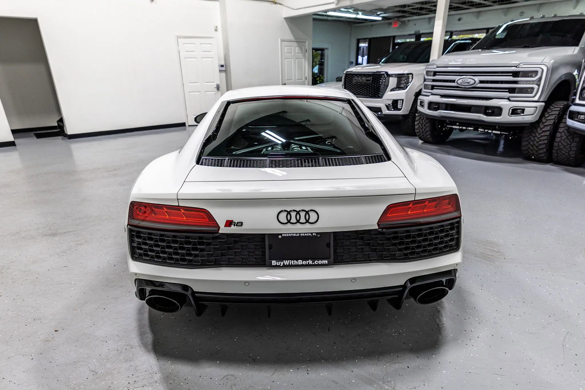 Used 2023 Audi R8 V10 performance RWD image 39