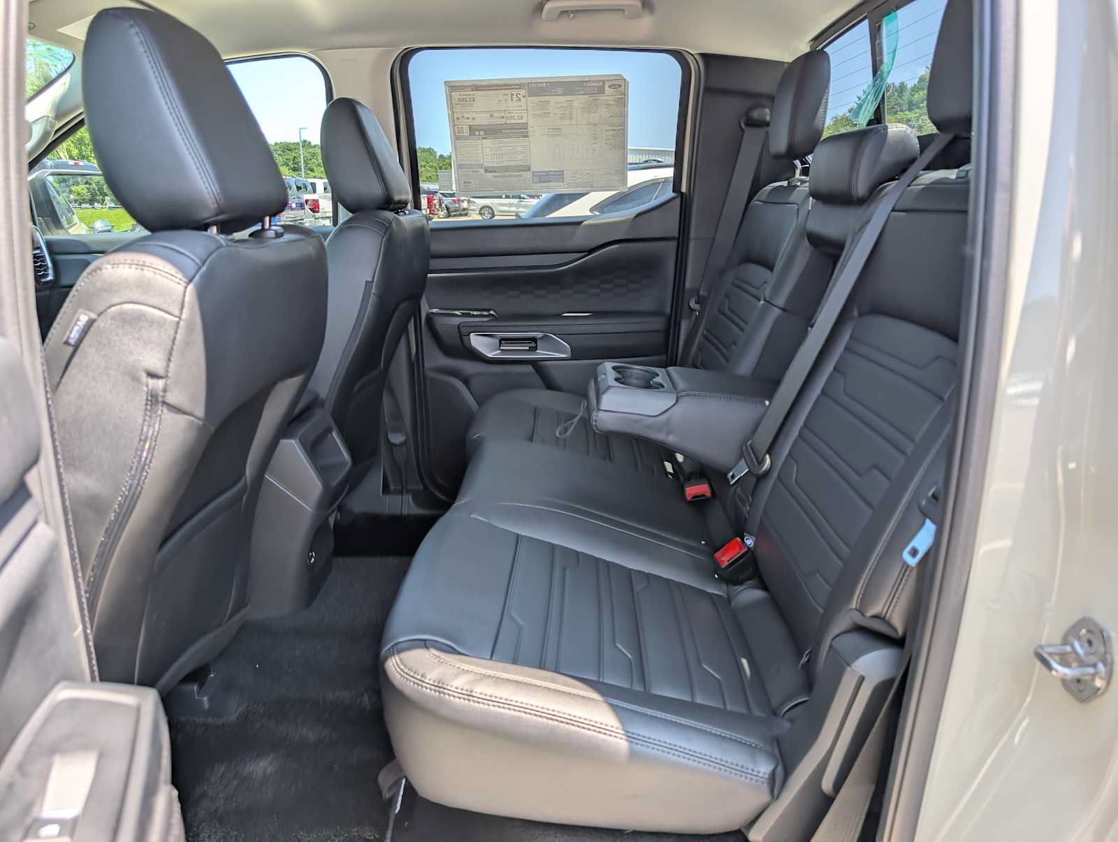 New 2026 Ford Ranger Lariat w/ Black Appearance Package AWD/4WD image 17