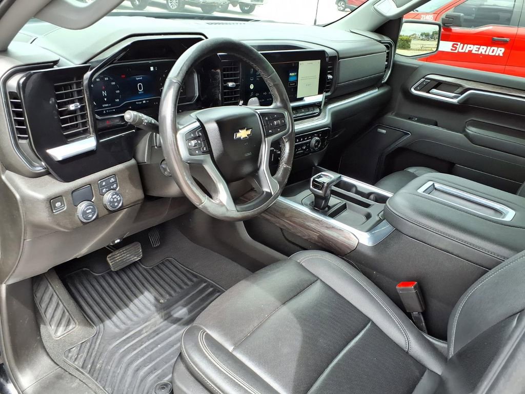 Used 2022 Chevrolet Silverado 1500 LTZ RWD image 23