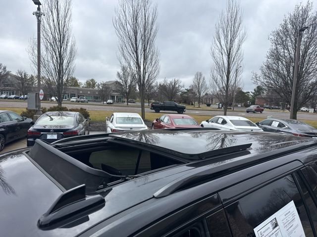 Used 2023 Cadillac Escalade Sport image 10