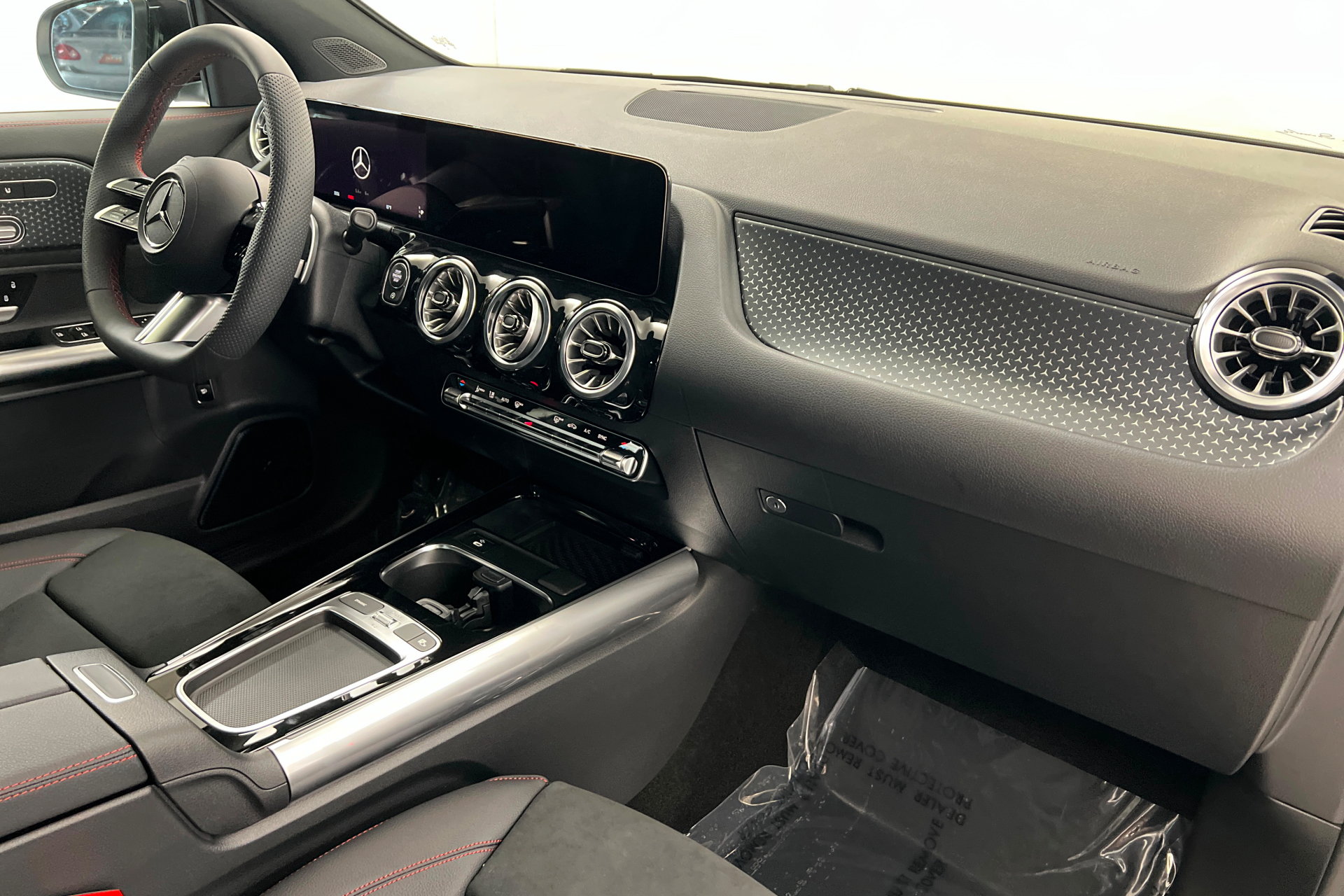 New 2026 Mercedes-Benz GLA 250 4MATIC image 24