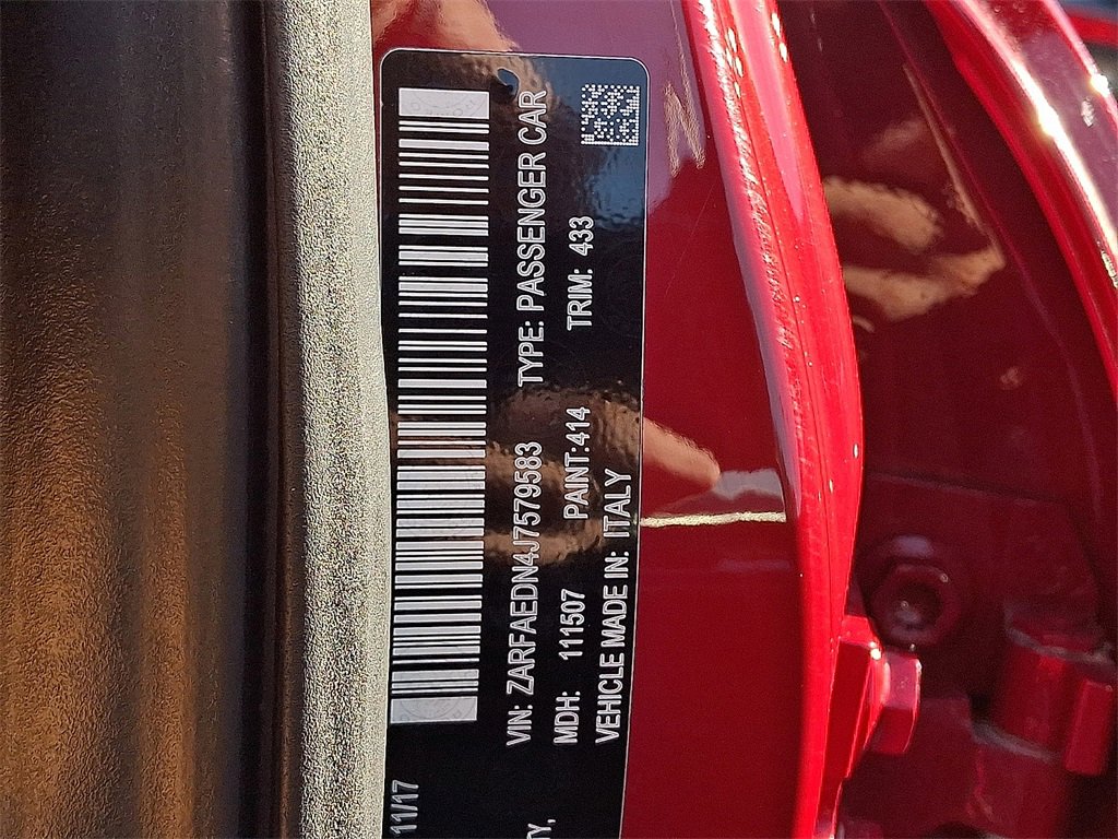 Used 2018 Alfa Romeo Giulia AWD image 23