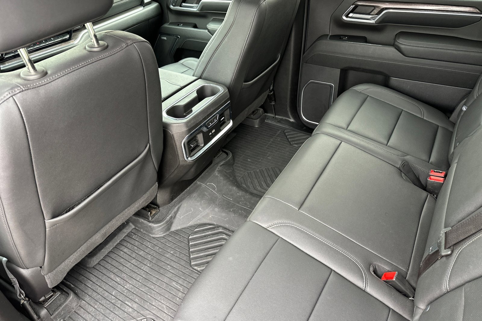 Used 2024 Chevrolet Silverado 2500 LTZ w/ LTZ Premium Package image 13