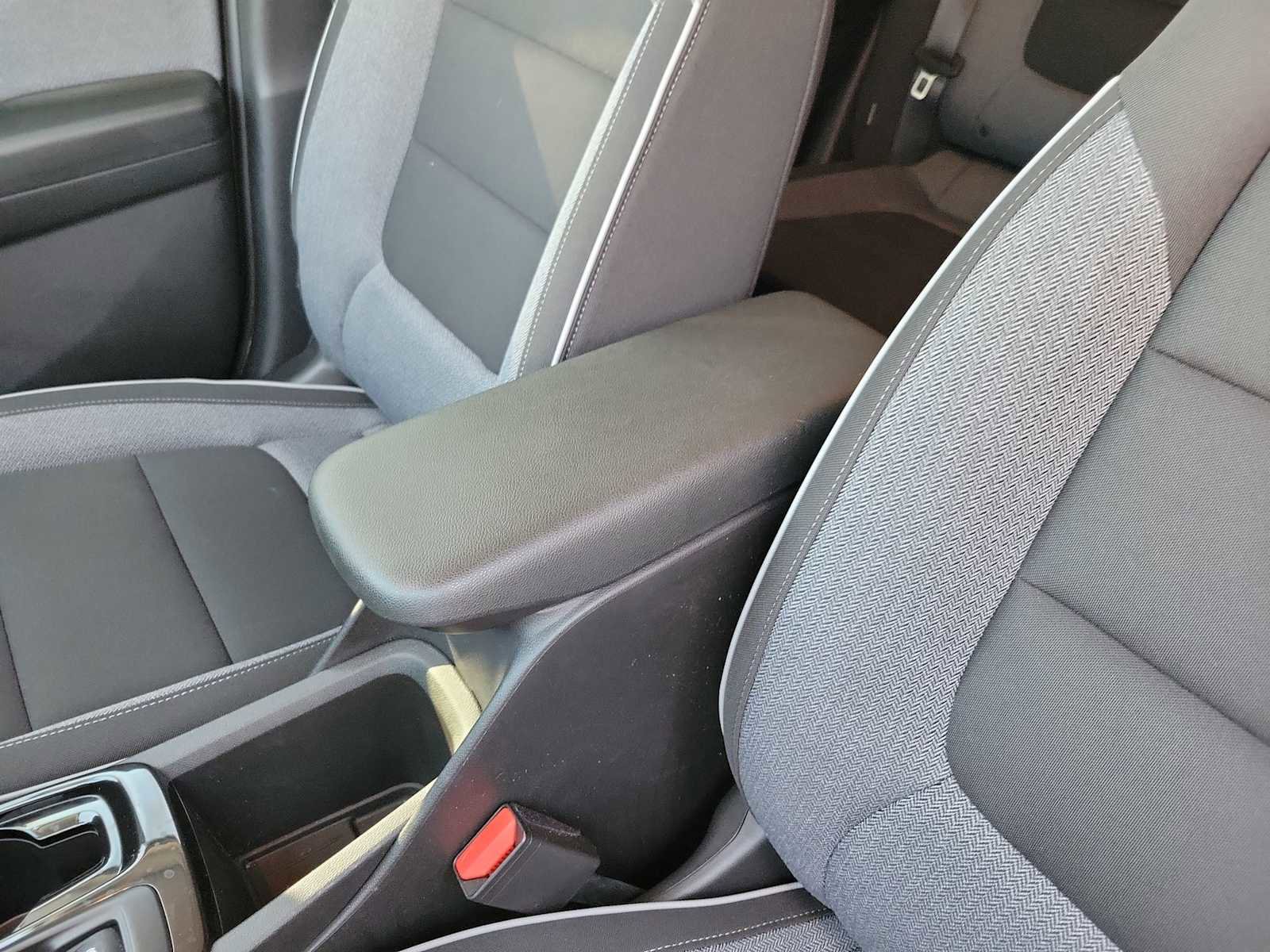 Used 2025 Chevrolet TrailBlazer LS w/ LS Convenience Package image 16