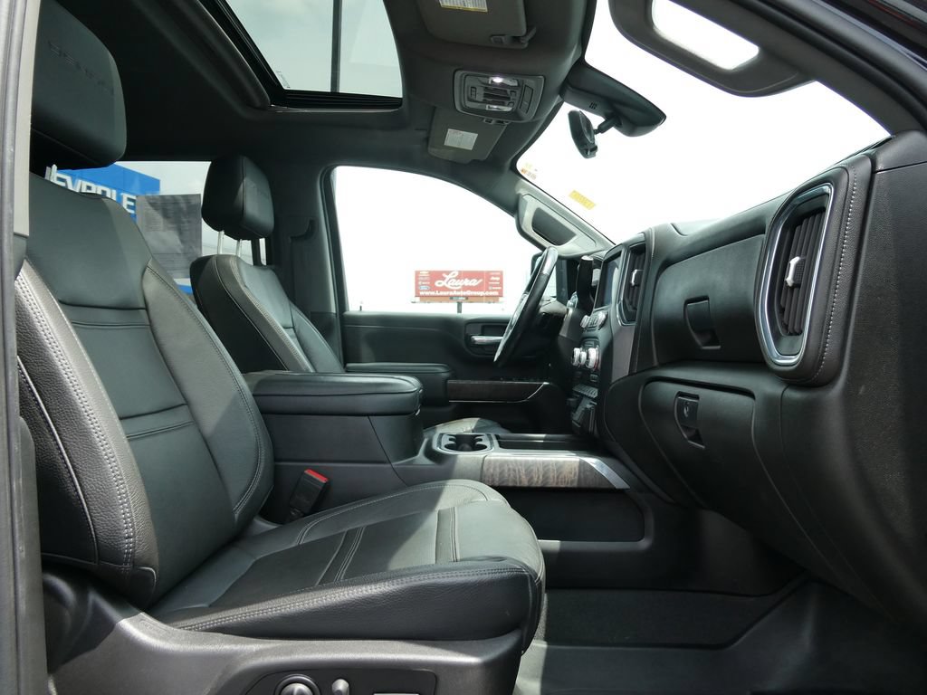 Certified 2022 GMC Sierra 3500 Denali w/ Denali Black Diamond Edition AWD/4WD image 14