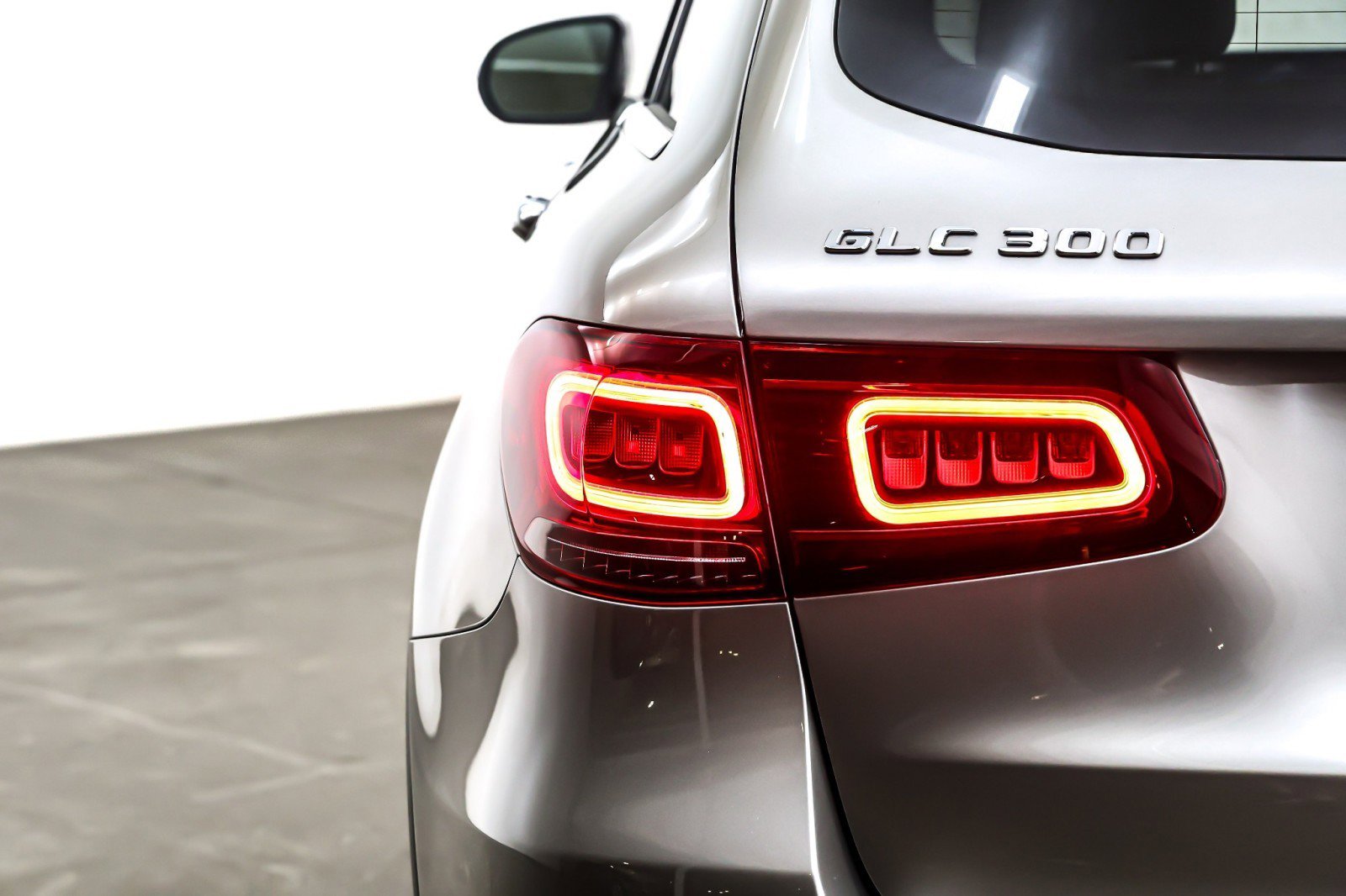 Used 2022 Mercedes-Benz GLC 300 image 15