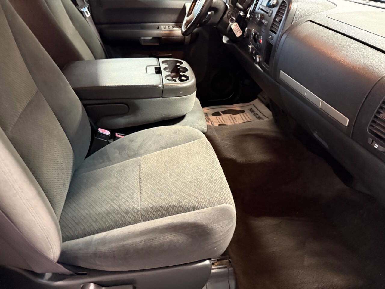 Used 2008 Chevrolet Silverado 1500 LT w/ All Star Edition AWD/4WD image 19