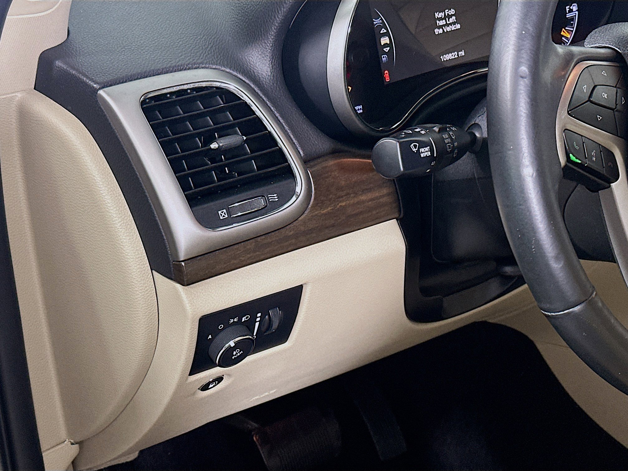 Used 2018 Jeep Grand Cherokee Laredo RWD image 16