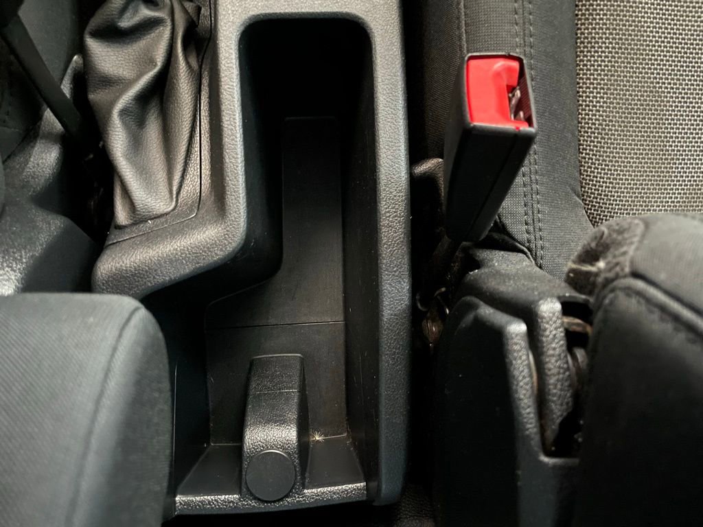 Used 2020 Ford Transit Connect XL image 35