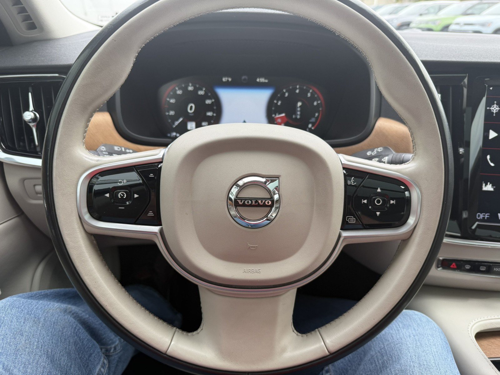 Used 2018 Volvo V90 T5 Inscription FWD image 13