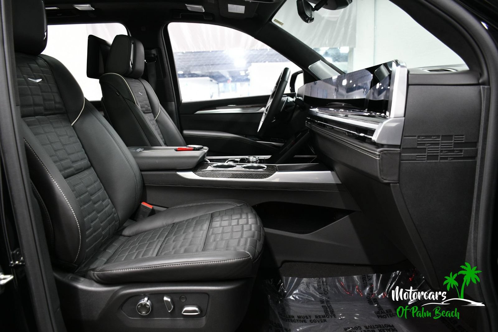 Used 2026 Cadillac Escalade ESV V w/ LPO, ONYX Package AWD/4WD image 70