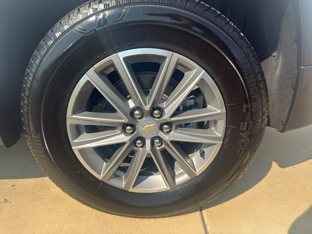 Used 2023 Chevrolet Traverse LT w/ LPO, 'HIT The Road' Package image 17