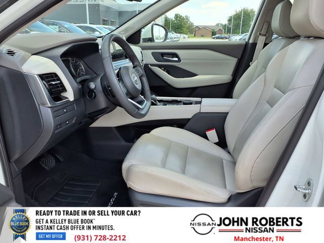 Used 2023 Nissan Rogue SL w/ SL Premium Package image 5