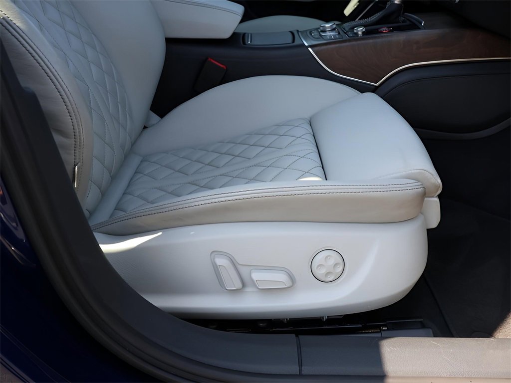 Used 2013 Audi S6 Prestige image 11