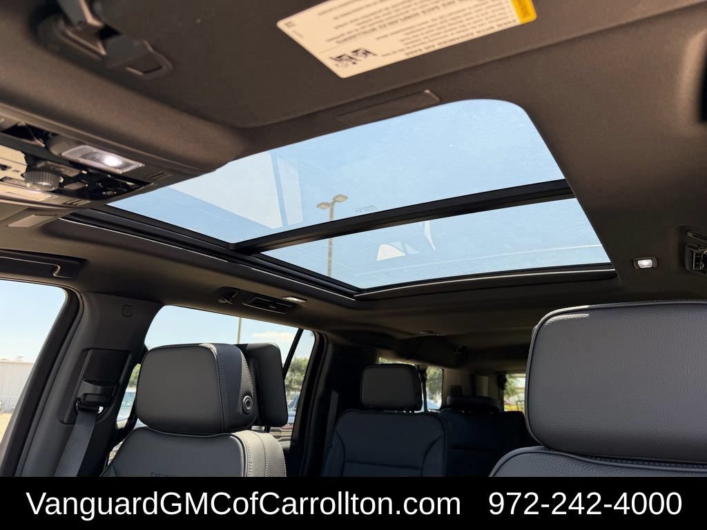 New 2026 GMC Yukon XL Denali w/ Denali Reserve Package AWD/4WD image 22