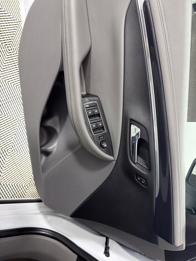 Used 2018 Chevrolet Impala LS FWD image 11