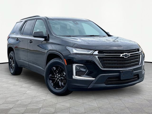 Used 2023 Chevrolet Traverse LS w/ Midnight/Sport Edition FWD image 1