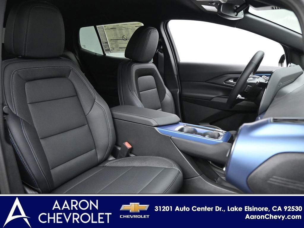 New 2026 Chevrolet Equinox EV LT w/ LPO, Blackout Package FWD image 7