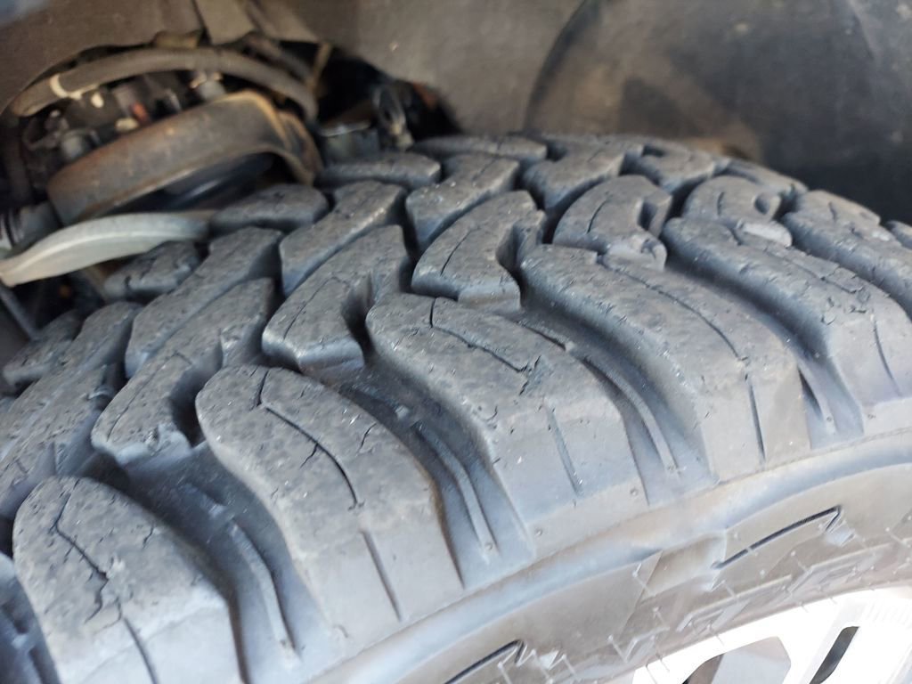 Used 2025 GMC Sierra 1500 Denali Ultimate image 34