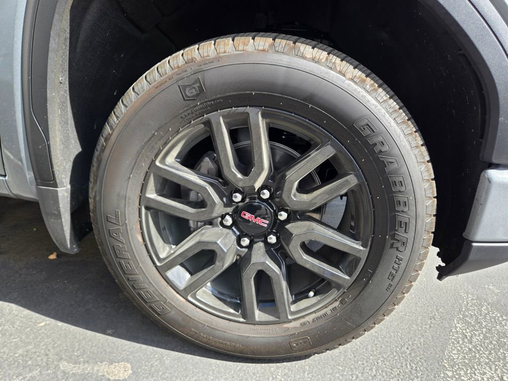 Used 2026 GMC Sierra 1500 Elevation RWD image 3