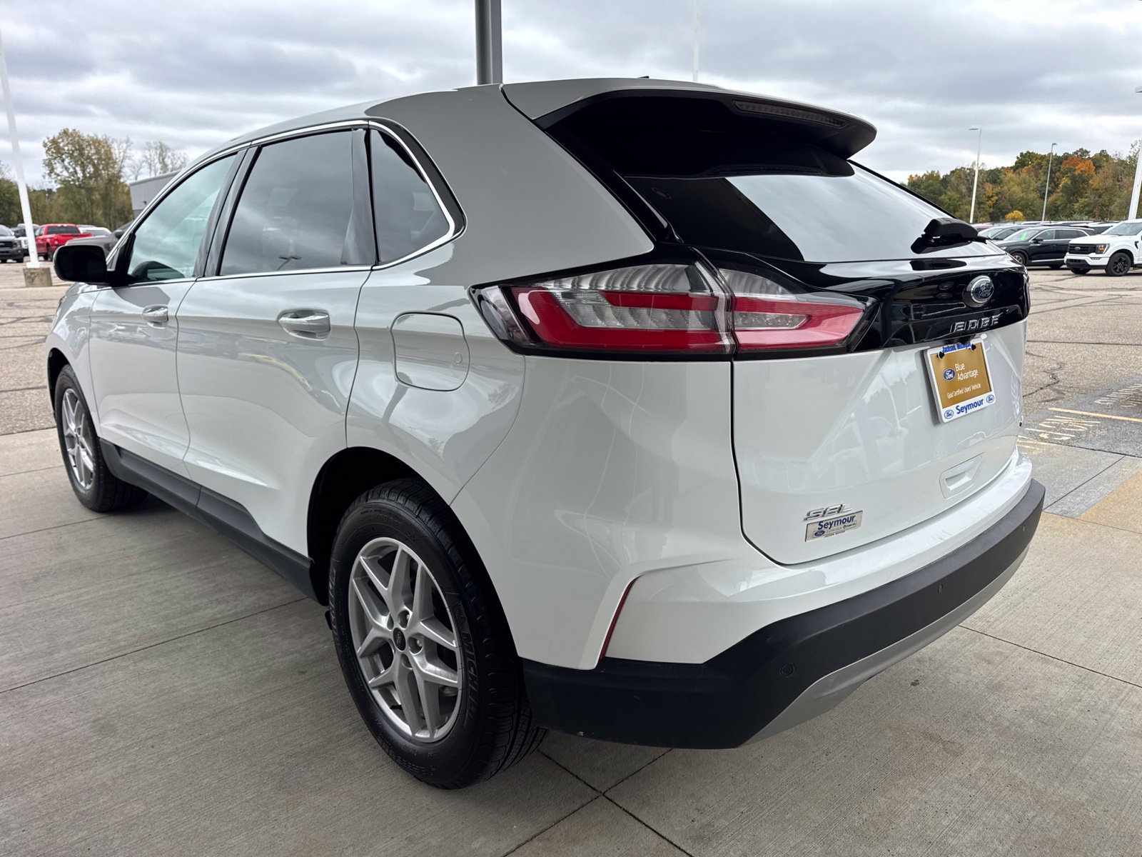 Certified 2024 Ford Edge SEL w/ Convenience Package AWD/4WD image 5