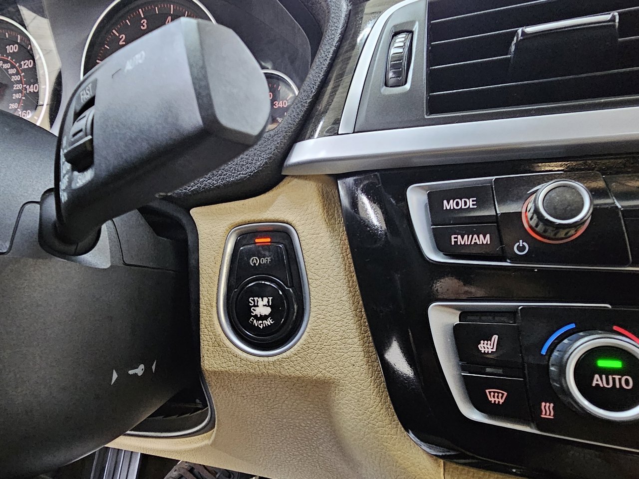 Used 2017 BMW 330i xDrive Sedan image 34