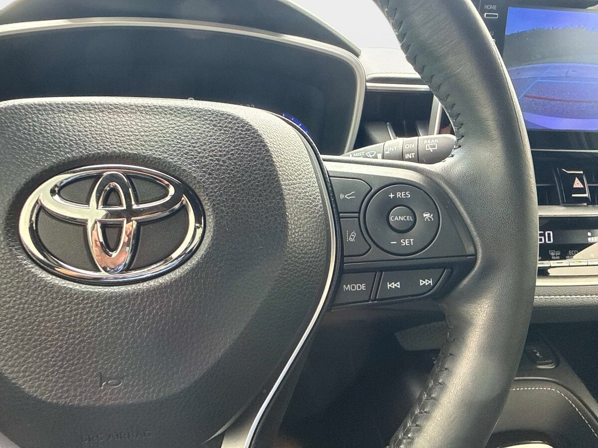 Used 2021 Toyota Corolla XSE FWD image 28