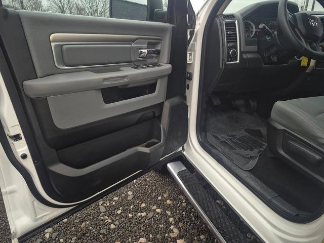 Used 2016 RAM 1500 Classic SLT image 8