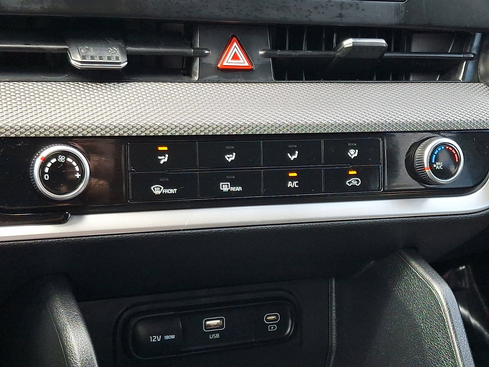 Used 2023 Kia Sportage LX image 15