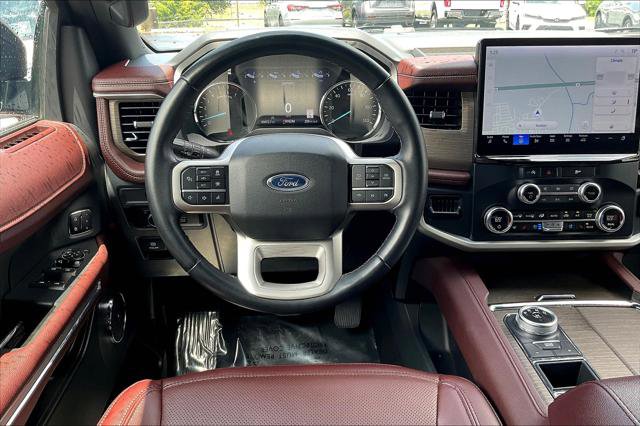 Used 2024 Ford Expedition Limited image 8
