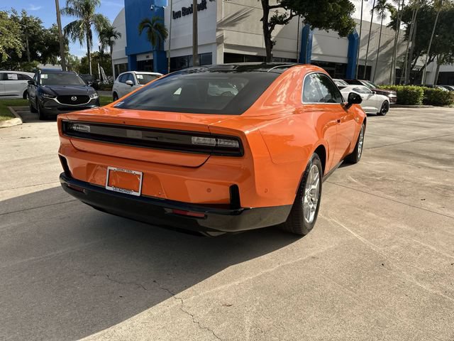 Used 2025 Dodge Charger Daytona R/T w/ Sun & Sound Package AWD/4WD image 37
