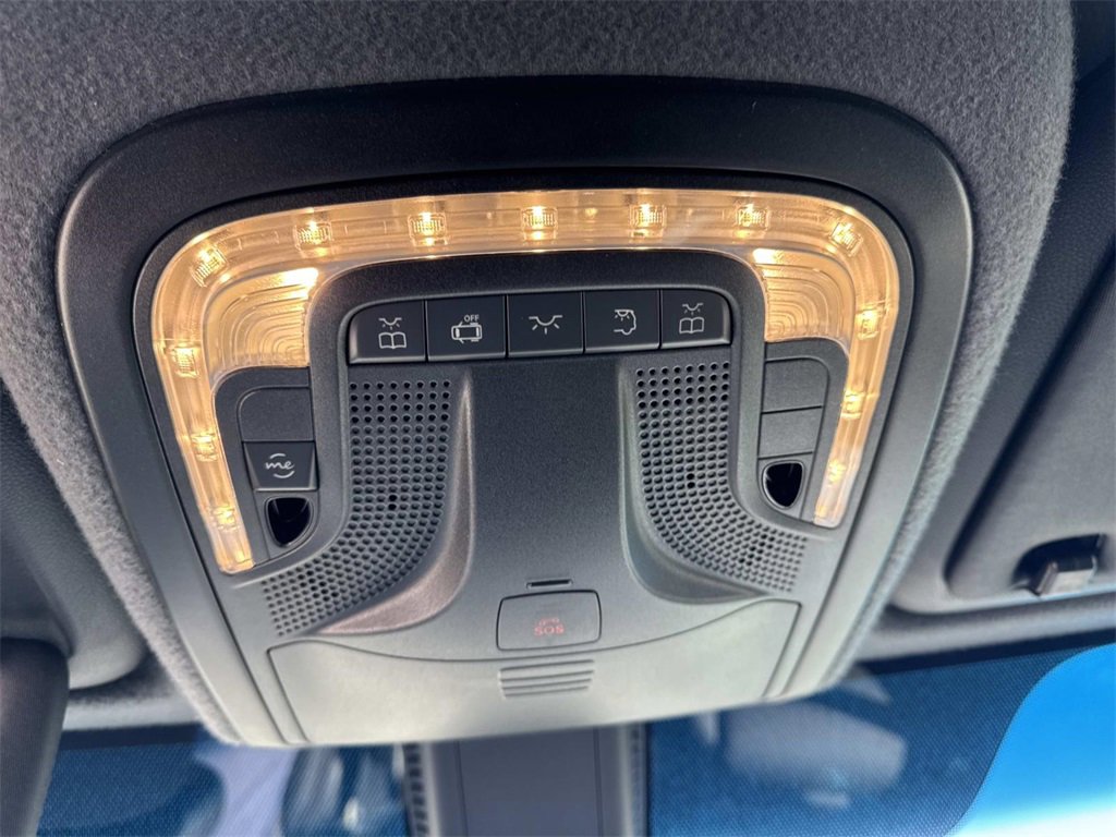 New 2026 Mercedes-Benz Sprinter 144 Cargo image 21