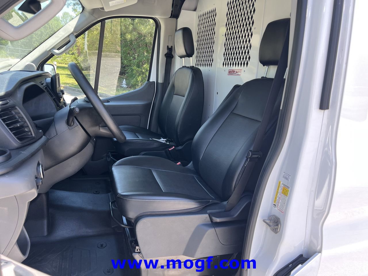 Used 2023 Ford Transit 250 148 High Roof Extended RWD image 18