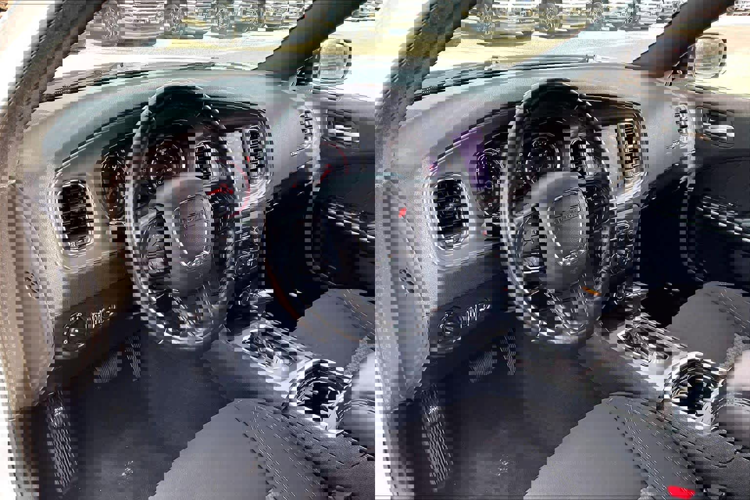 Used 2023 Dodge Charger SXT image 17