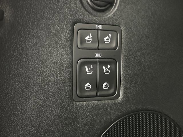 Used 2025 Hyundai Palisade Calligraphy image 18