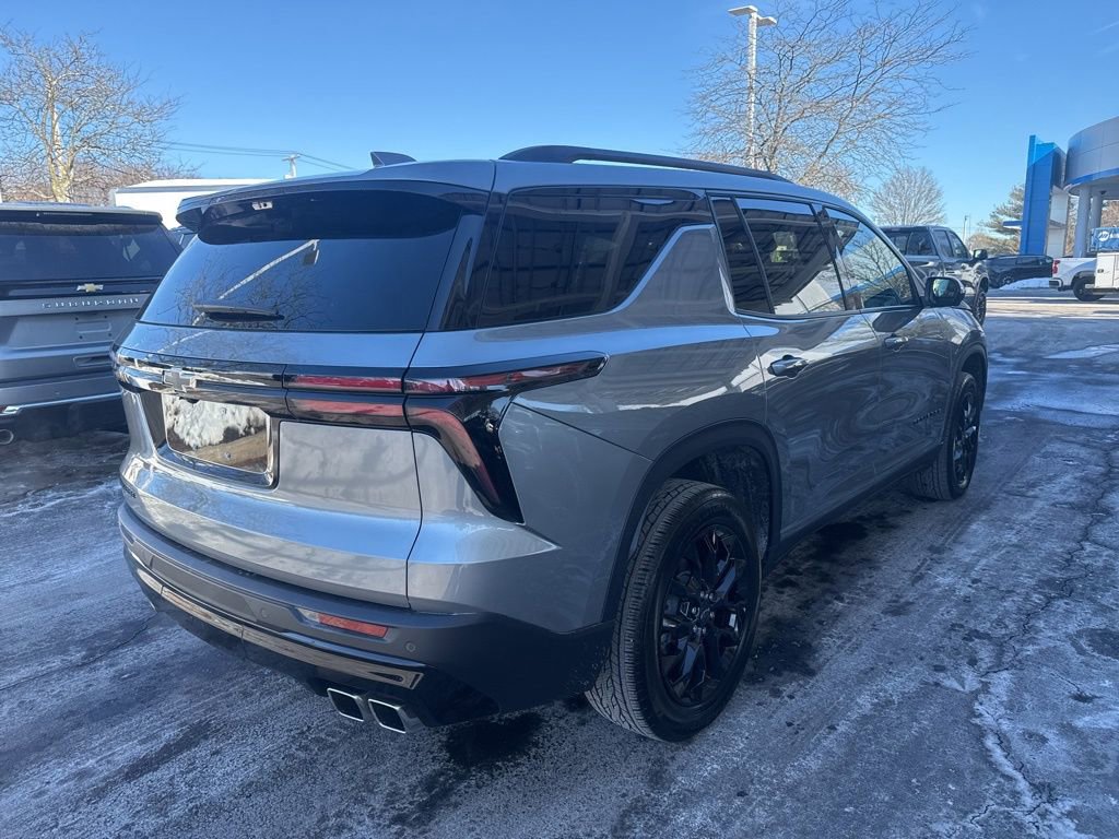 Used 2026 Chevrolet Traverse LT w/ Midnight/Sport Edition image 26