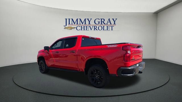 Used 2024 Chevrolet Silverado 1500 Custom Trail Boss w/ LPO, Dark Essentials Package AWD/4WD image 3