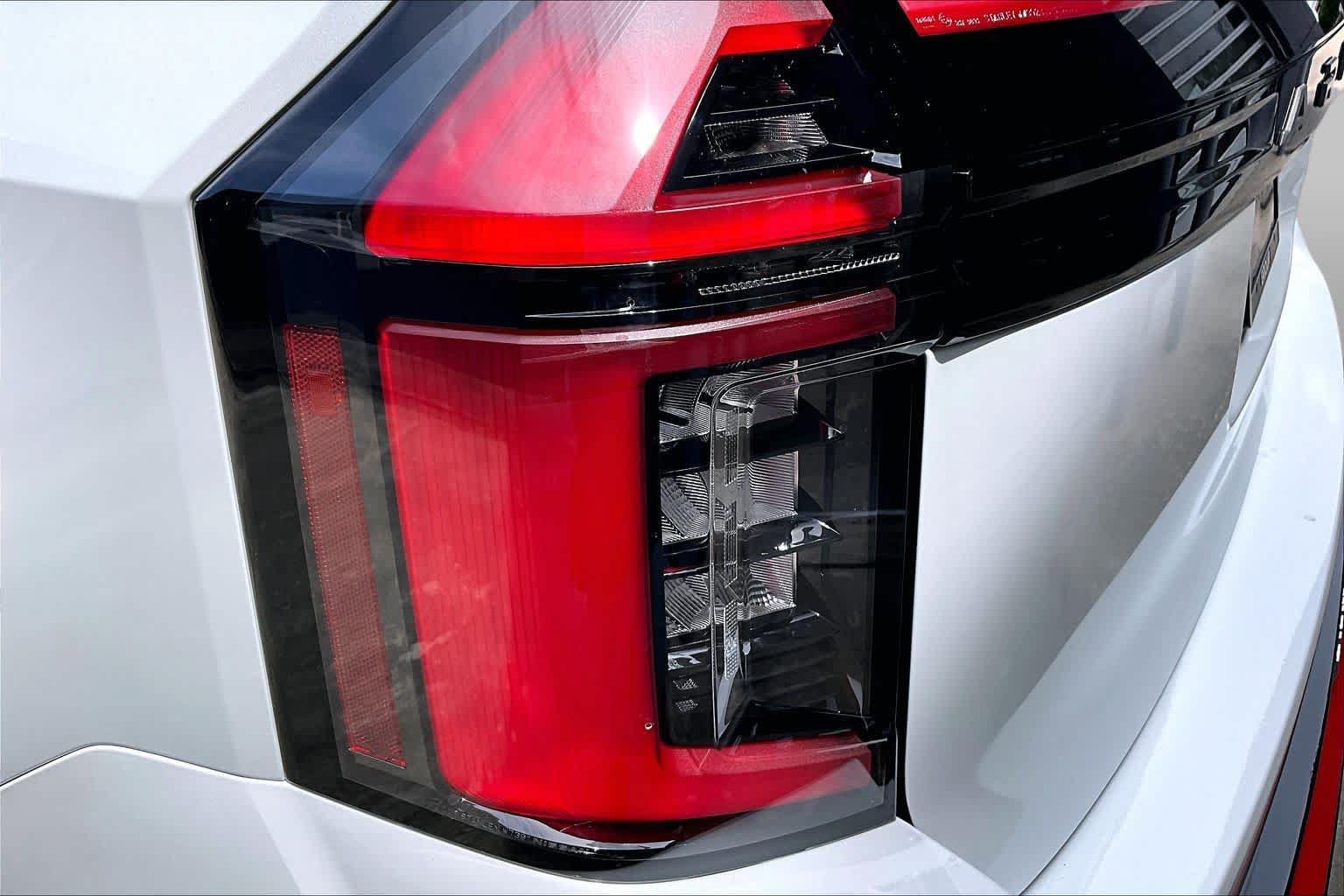 New 2026 Nissan Armada NISMO AWD/4WD image 12