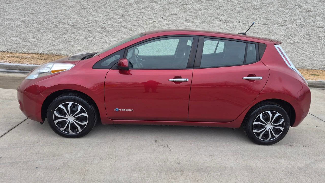 Used 2014 Nissan Leaf S image 3