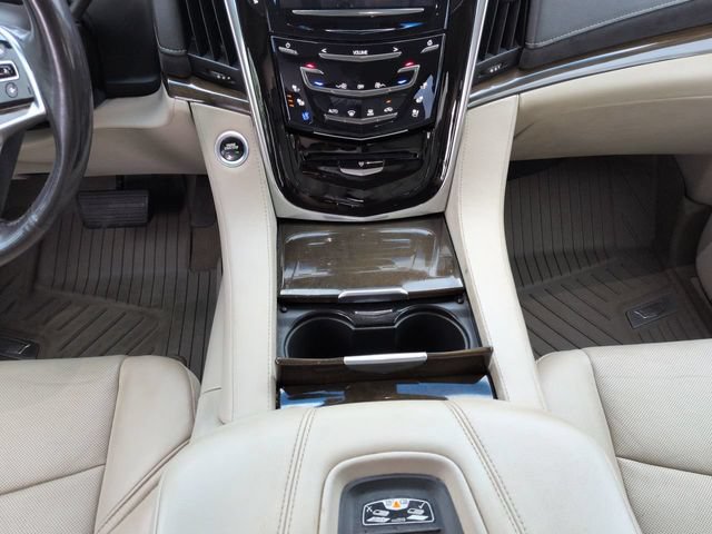 Used 2019 Cadillac Escalade Premium Luxury AWD/4WD image 18