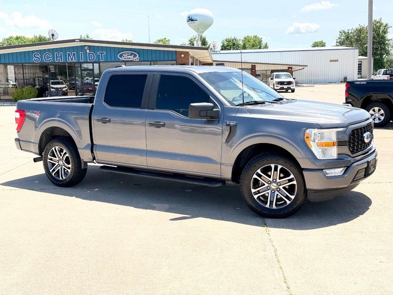 Used 2022 Ford F150 XL w/ STX Appearance Package RWD image 3