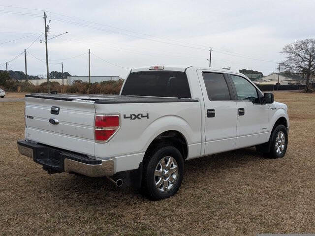 Used 2014 Ford F150 XLT w/ XLT Chrome Package image 3