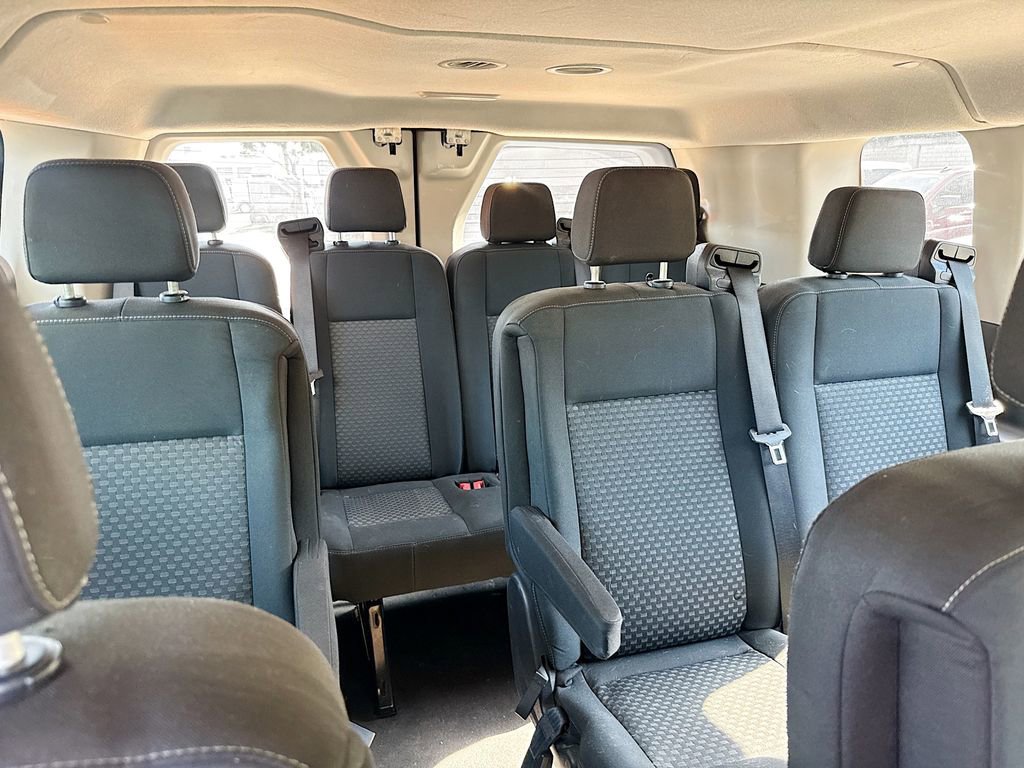 Used 2023 Ford Transit 350 XLT image 26